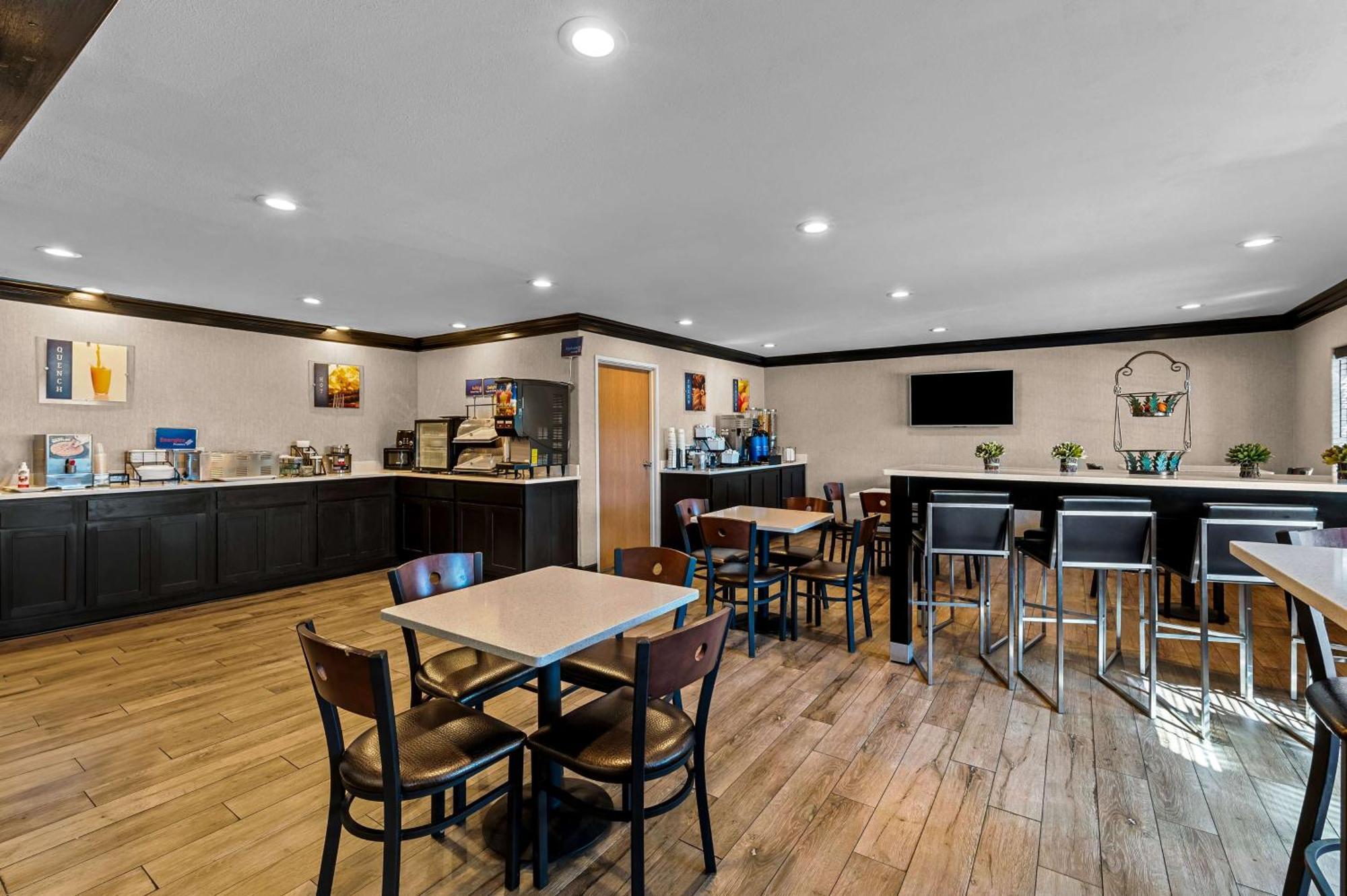Best Western Presidential Hotel & Suites Pine Bluff Bagian luar foto
