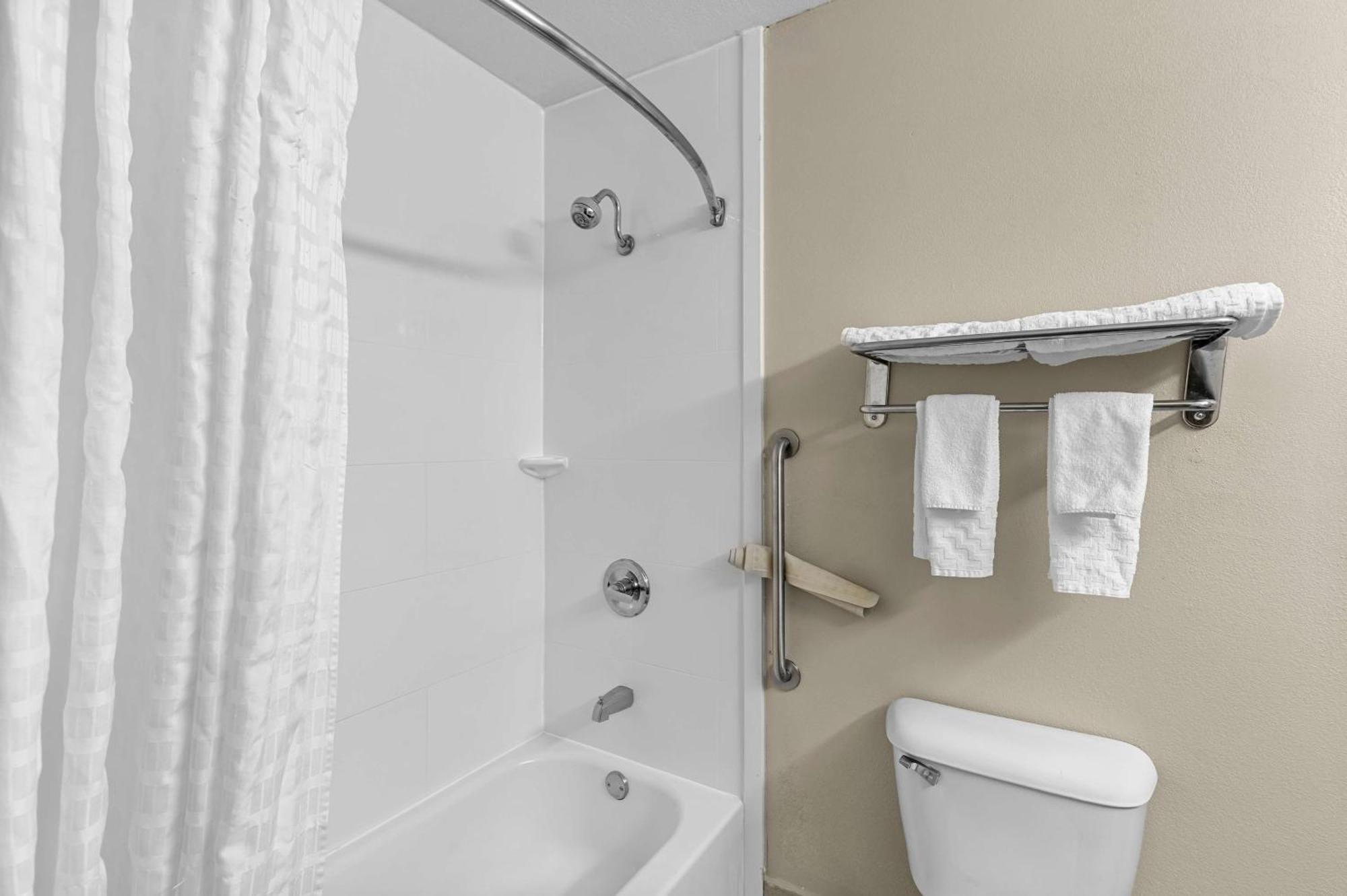 Best Western Presidential Hotel & Suites Pine Bluff Bagian luar foto
