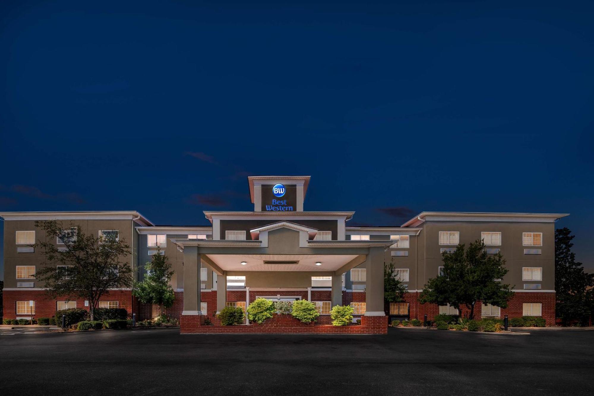 Best Western Presidential Hotel & Suites Pine Bluff Bagian luar foto